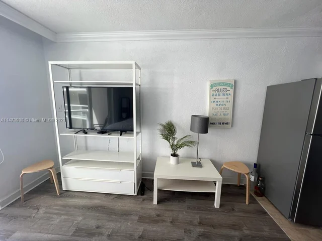 19201 COLLINS AV # 747, Sunny Isles Beach FL 33160