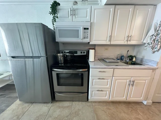 19201 COLLINS AV # 747, Sunny Isles Beach FL 33160