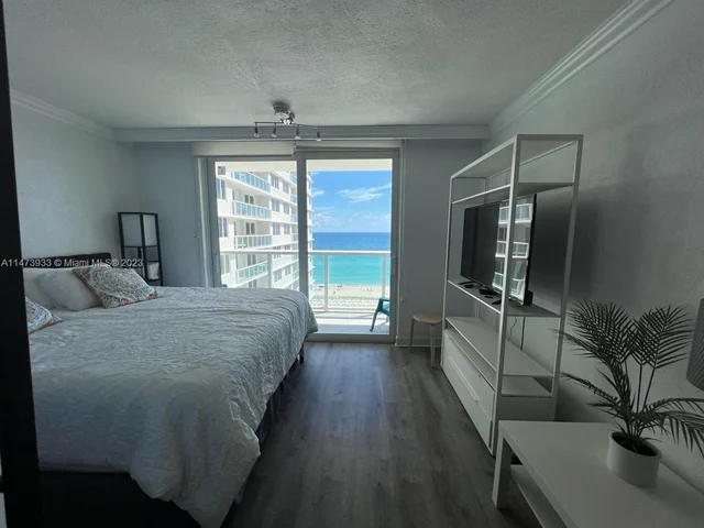 19201 COLLINS AV # 747, Sunny Isles Beach FL 33160