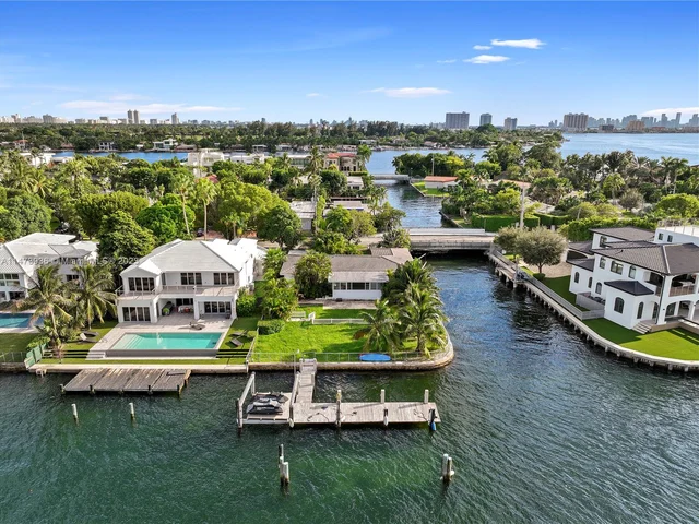 1885 Cleveland Rd, Miami Beach FL 33141