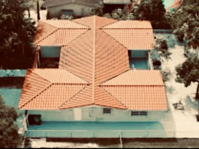 4120 SW 98th Ct, Miami FL 33165