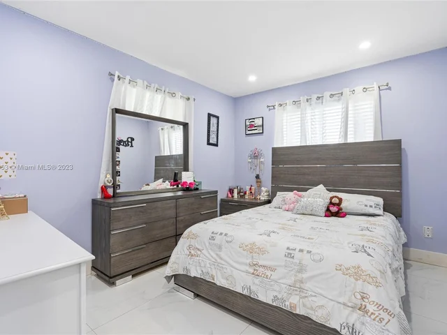 509 NW 15th St, Homestead FL 33030