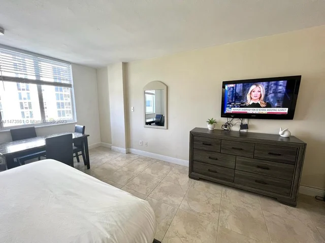 19201 COLLINS AV # 423, Sunny Isles Beach FL 33160