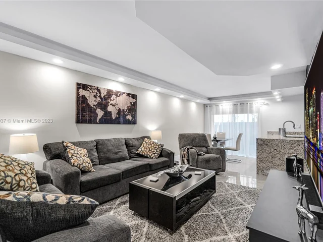 10838 N Kendall Dr # W7, Miami FL 33176