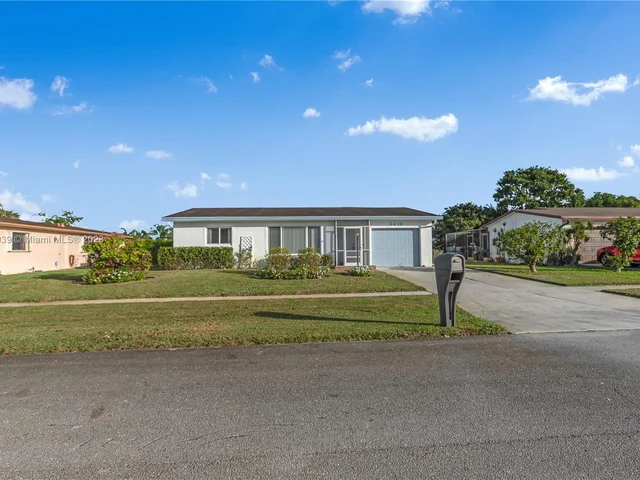 6419 Hitchin Post Way # 0, Delray Beach FL 33484