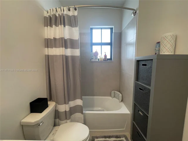 3465 W 110th Ter, Hialeah FL 33018