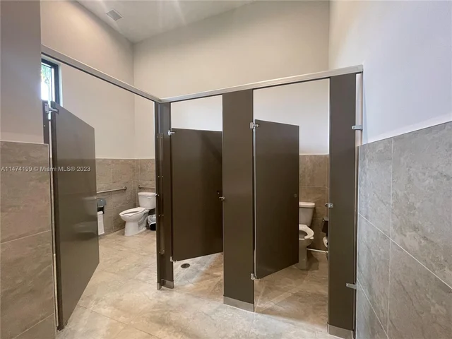 3465 W 110th Ter, Hialeah FL 33018