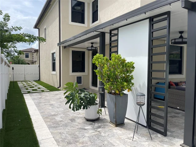 3465 W 110th Ter, Hialeah FL 33018