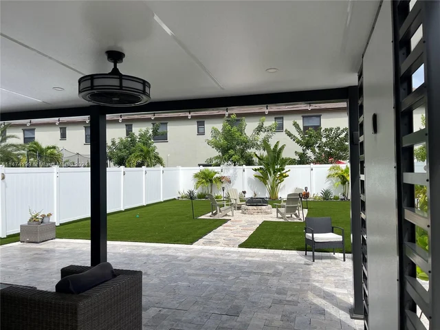 3465 W 110th Ter, Hialeah FL 33018