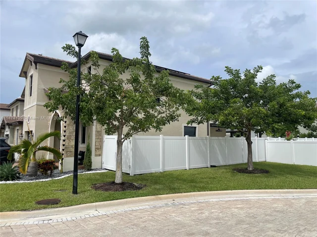 3465 W 110th Ter, Hialeah FL 33018