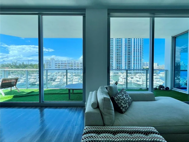 17111 Biscayne Blvd # 401, North Miami Beach FL 33160