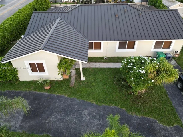 5305 SW 135th Ct, Miami FL 33175