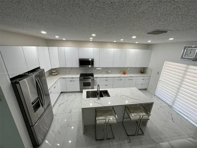 2207 SE 23rd Ave # 2207, Homestead FL 33035