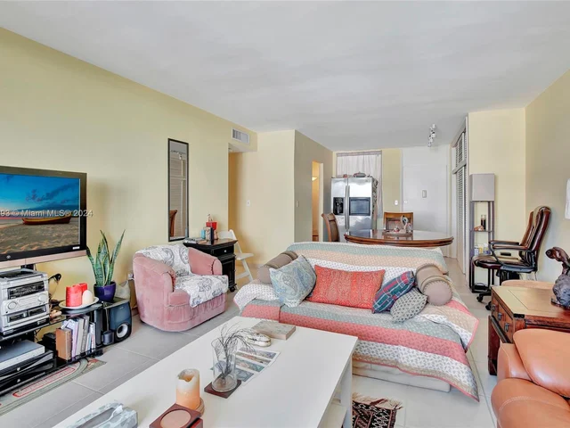 1776 James Ave # 6F, Miami Beach FL 33139