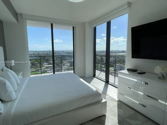 5350 NW 84th Ave # 1201, Doral FL 33166