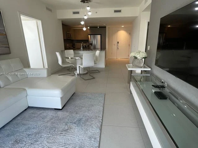 5350 NW 84th Ave # 1201, Doral FL 33166