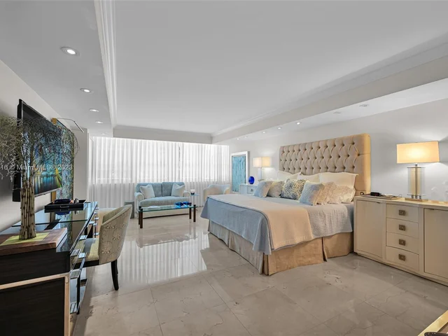 10205 Collins Ave # 207, Bal Harbour FL 33154