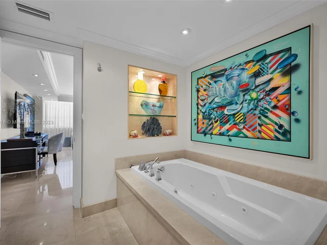 10205 Collins Ave # 207, Bal Harbour FL 33154