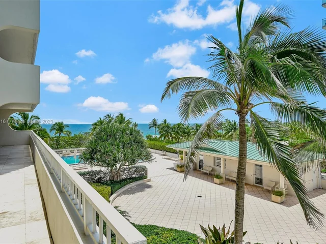 10205 Collins Ave # 207, Bal Harbour FL 33154