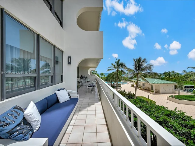 10205 Collins Ave # 207, Bal Harbour FL 33154