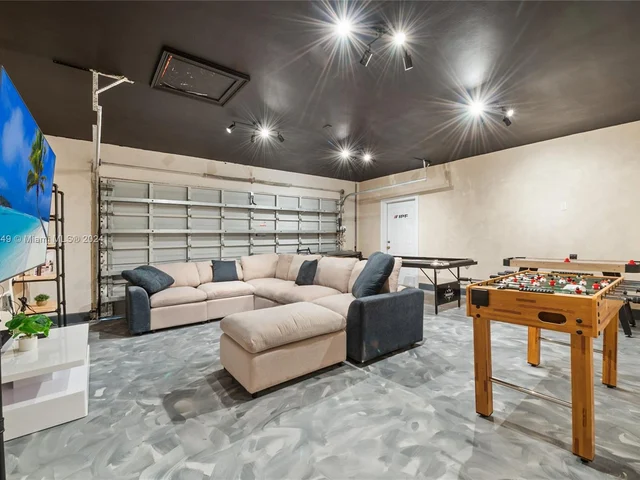 12505 SW 112th Ct, Miami FL 33176