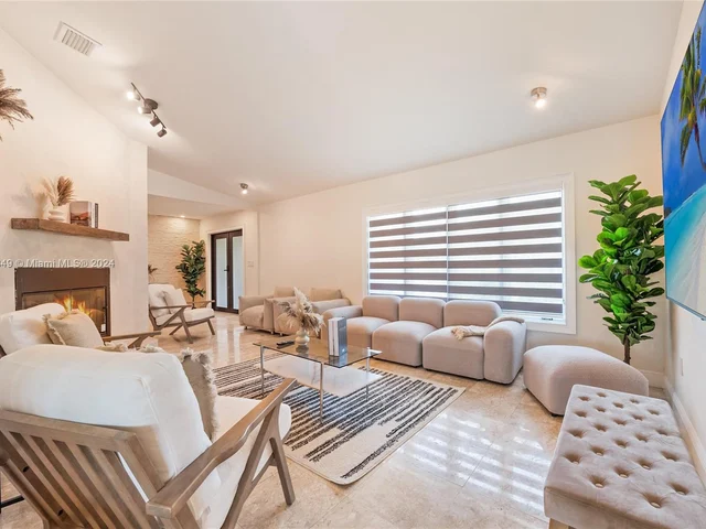 12505 SW 112th Ct, Miami FL 33176