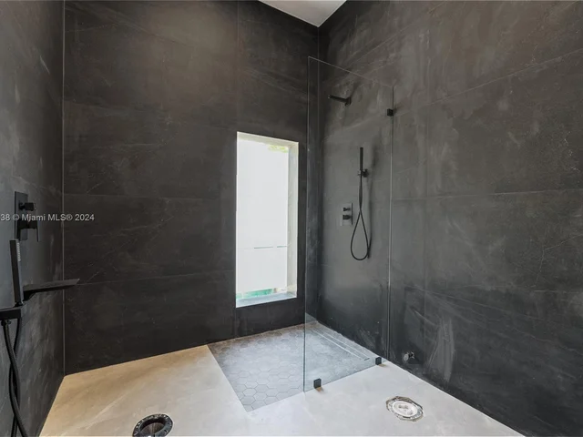 13201 SW 204th St, Miami FL 33177