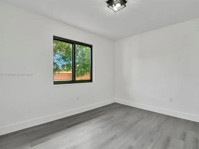 16842 SW 86th Ave, Palmetto Bay FL 33157