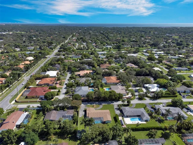 16842 SW 86th Ave, Palmetto Bay FL 33157