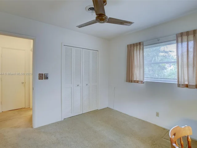 5240 NE 17th Ter, Fort Lauderdale FL 33334