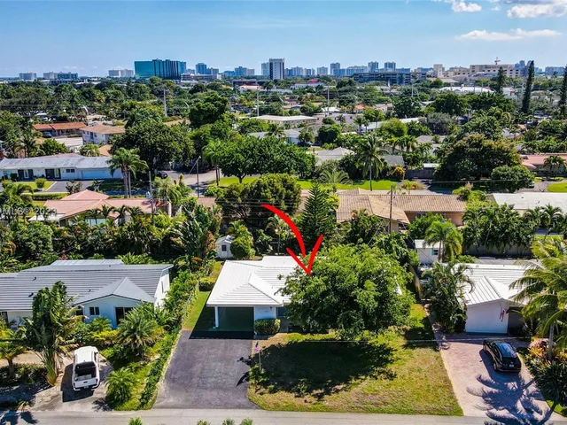 5240 NE 17th Ter, Fort Lauderdale FL 33334