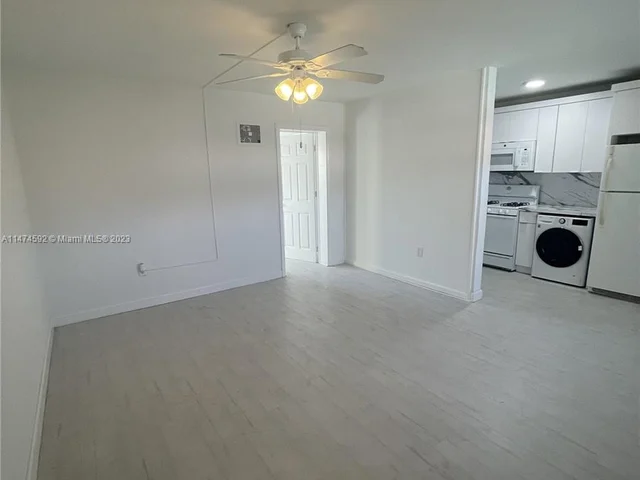 4550 SW 67th Ave # 9, Miami FL 33155