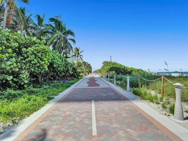 4201 COLLINS AV, Miami Beach FL 33140