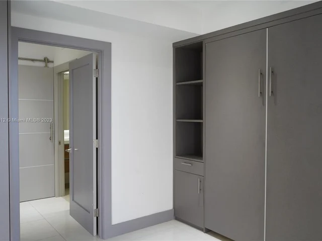 2000 Island Blvd # 2905, Aventura FL 33160