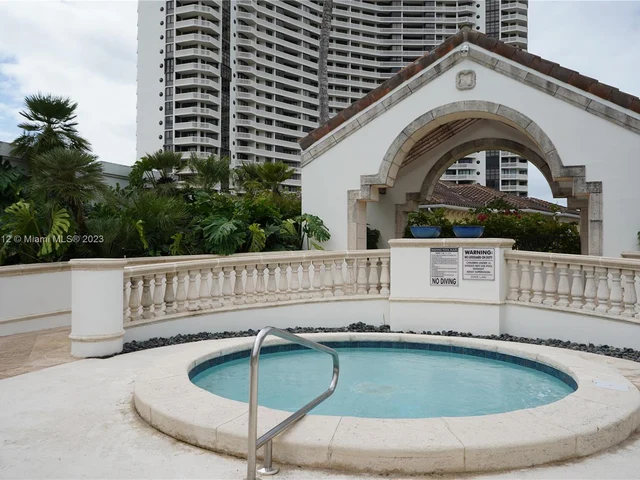 2000 Island Blvd # 2905, Aventura FL 33160