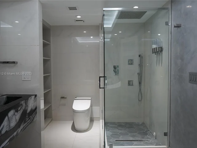 2000 Island Blvd # 2905, Aventura FL 33160