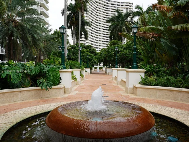 2000 Island Blvd # 2905, Aventura FL 33160