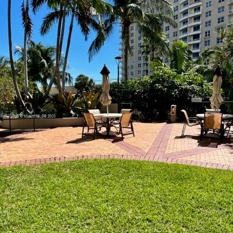 520 Brickell Key Dr # A902, Miami FL 33131