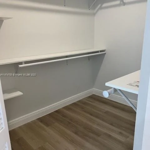 520 Brickell Key Dr # A902, Miami FL 33131