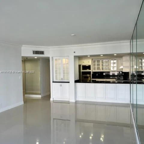 520 Brickell Key Dr # A902, Miami FL 33131