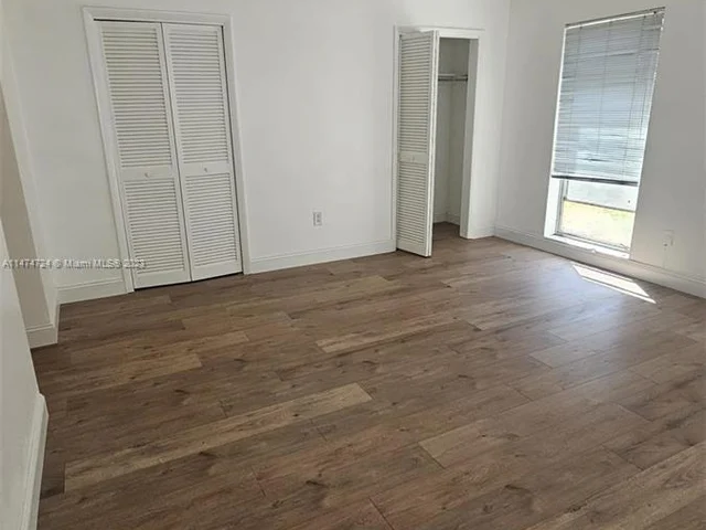 9356 Byron Ave, Surfside FL 33154