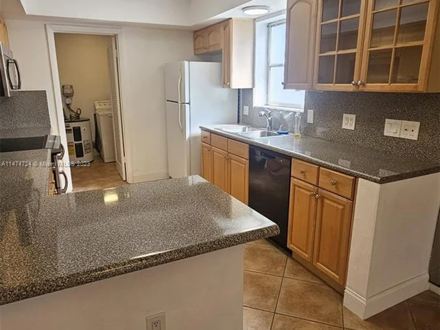 9356 Byron Ave, Surfside FL 33154