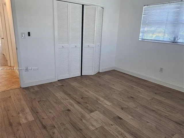 9356 Byron Ave, Surfside FL 33154