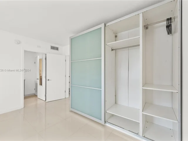 2924 Day Ave # N311, Miami FL 33133