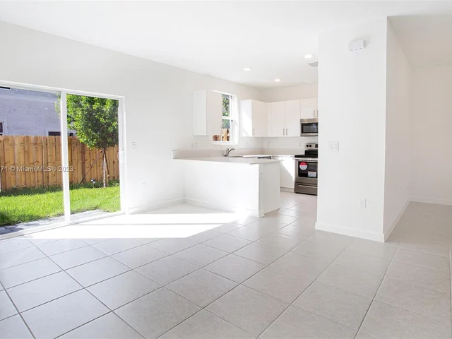 11964 NW 47TH MANNOR, Coral Springs FL 33076