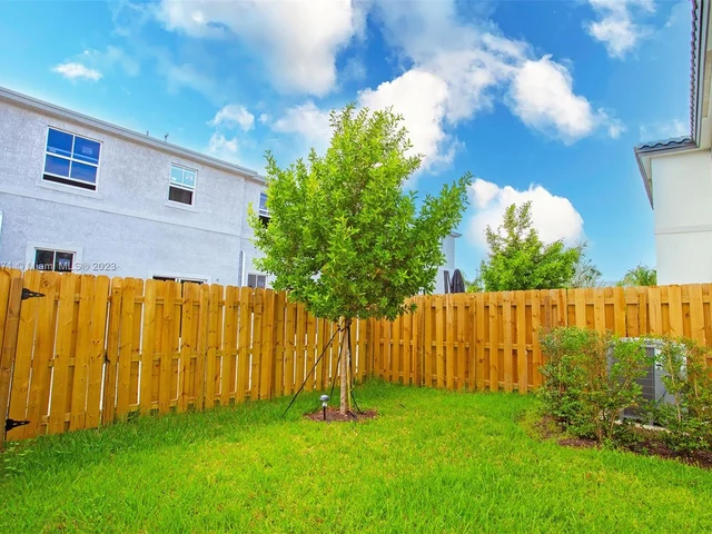 11964 NW 47TH MANNOR, Coral Springs FL 33076