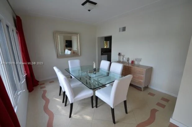 306 S Hibiscus Dr, Miami Beach FL 33139