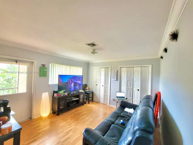 8401 SW 107th Ave # 316E, Miami FL 33173