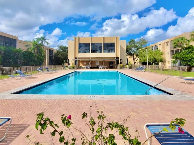 8401 SW 107th Ave # 316E, Miami FL 33173