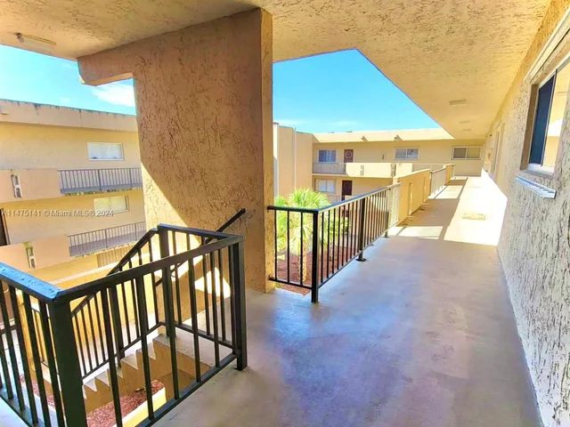 8401 SW 107th Ave # 316E, Miami FL 33173